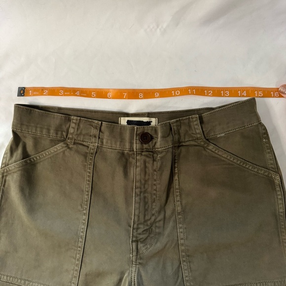 Madewell The Petite Darted Barrel-Leg Utility Pant Safari Khaki Size 27P NV615 - Picture 6 of 10
